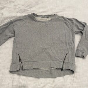 Athleta Heather Gray sweatshirt